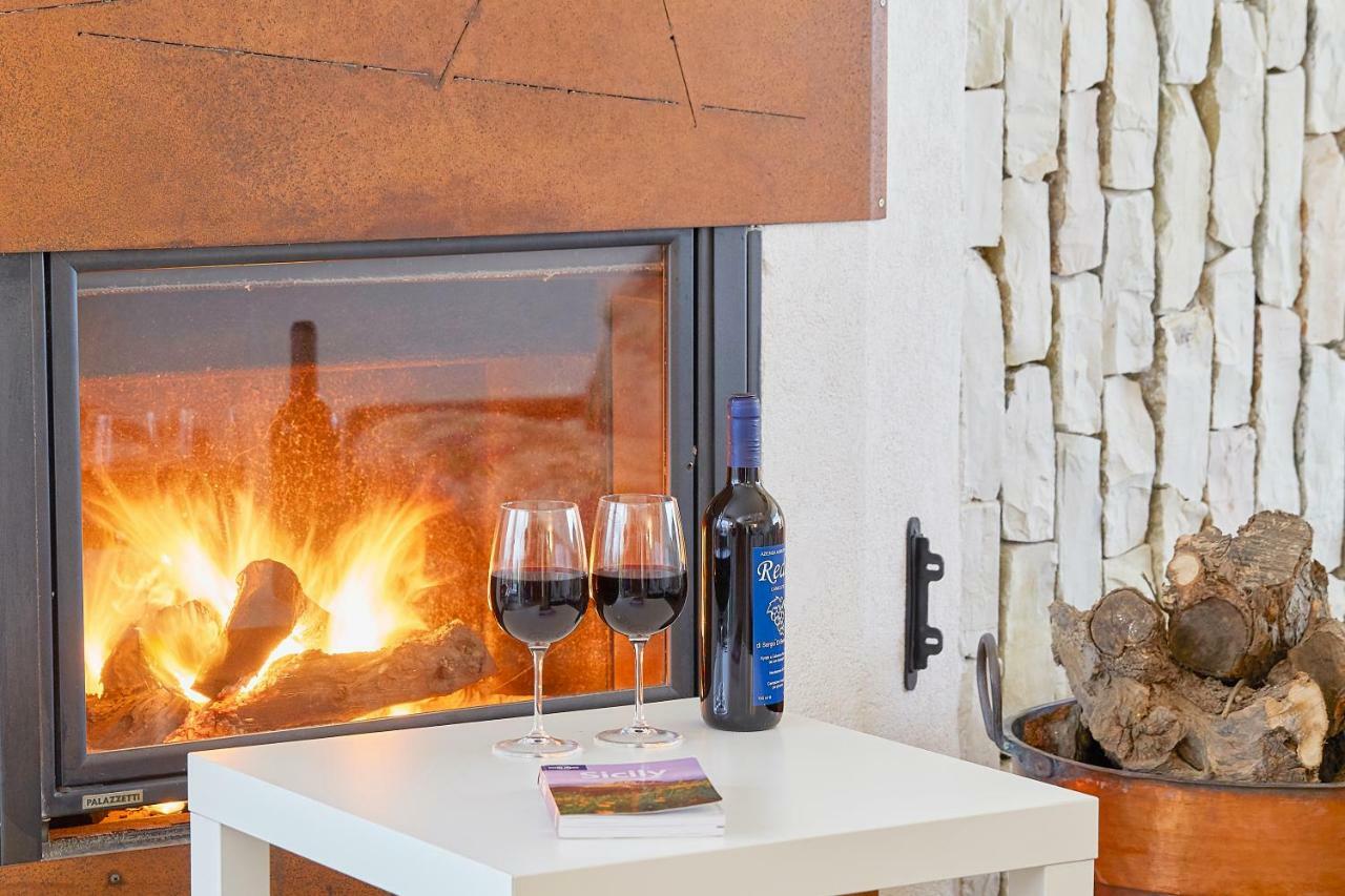 Villa Bonifato Vista Sulle Campagne E Sul Mare Siciliano Cozy House Italy 阿尔卡莫 外观 照片